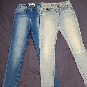 2 Pairs of Woman's Juniors Sz. 7 Skinny Blue Jeans YMI & Mudd